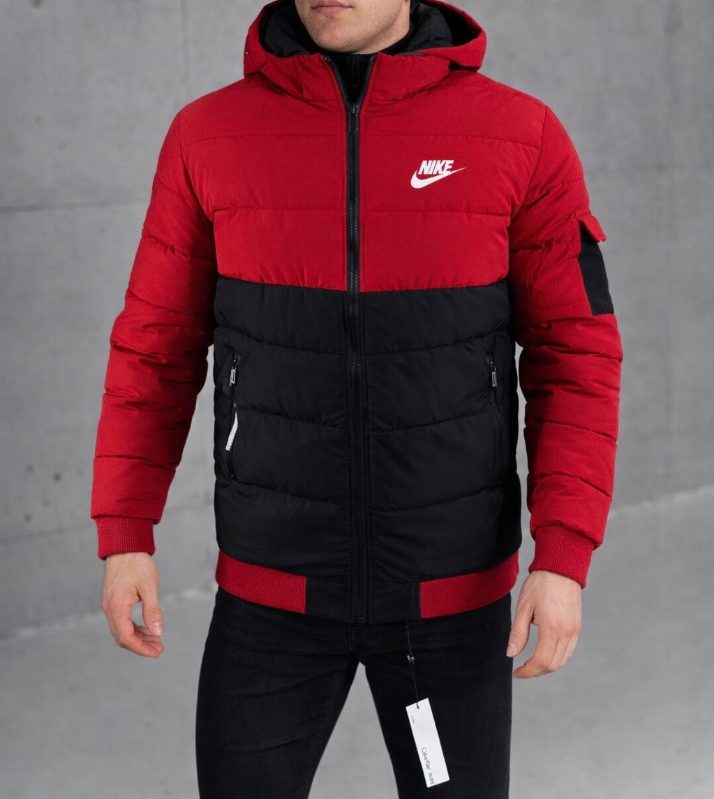 Vyriška Nike striukė