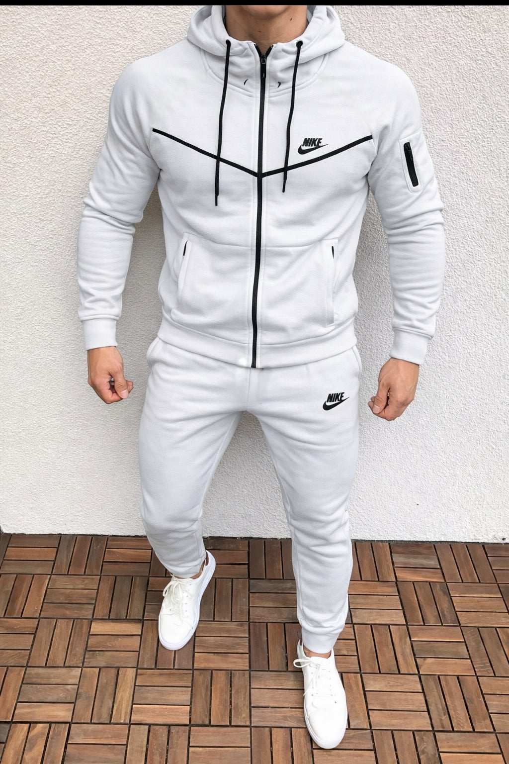 Vyriškas Nike kostiumas