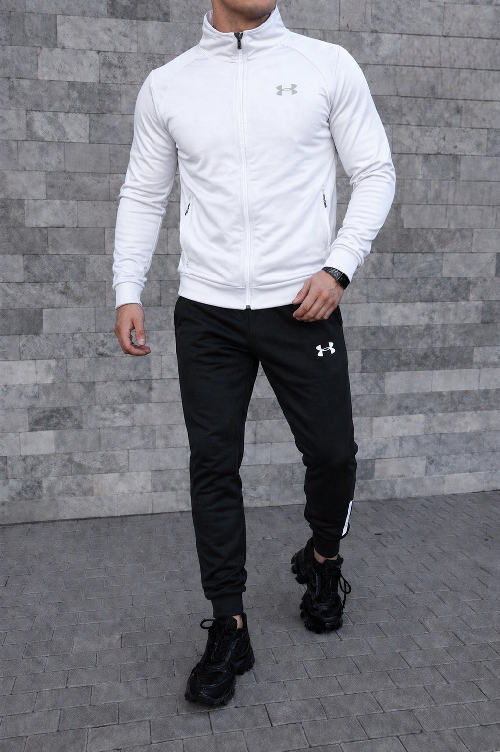 Under Armour kostiumas