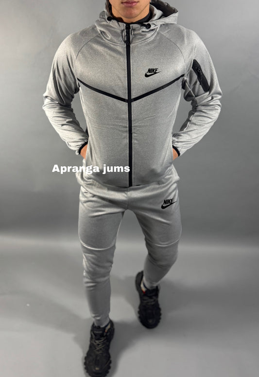 Vyriškas Nike kostiumas