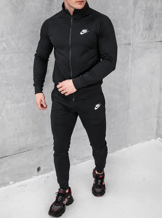 Nike kostiumas