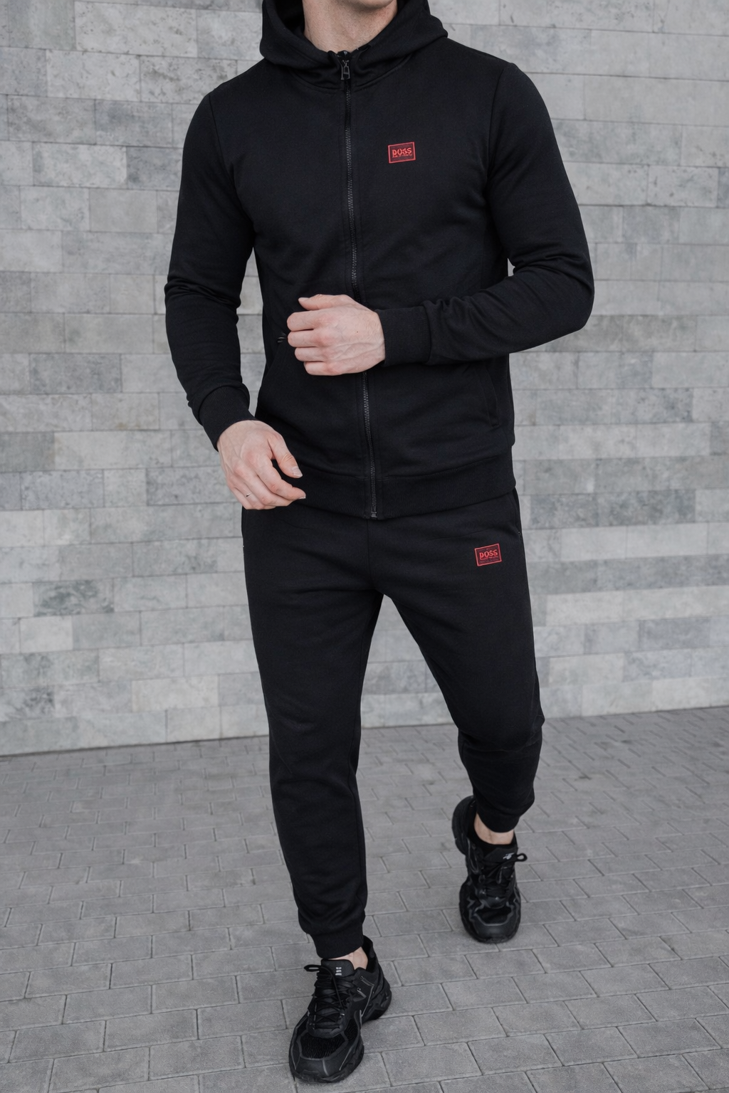 Hugo Boss kostiumas