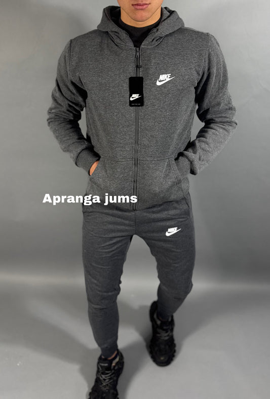 Vyriškas Nike kostiumas