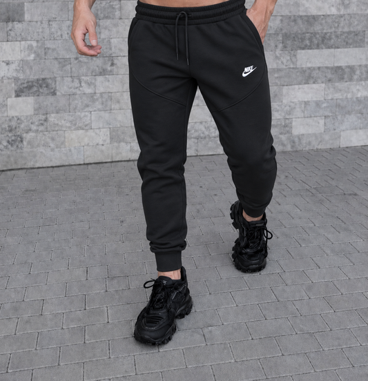 Nike kelnės
