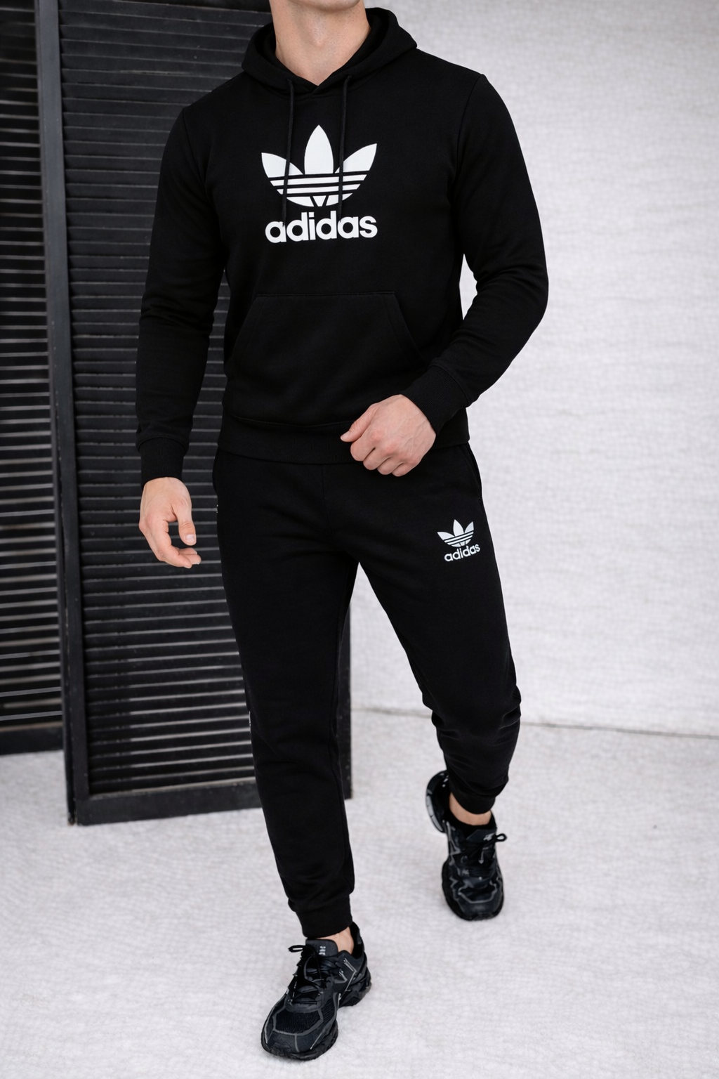 Adidas kostiumas