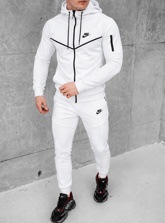 Vyriškas Nike kostiumas