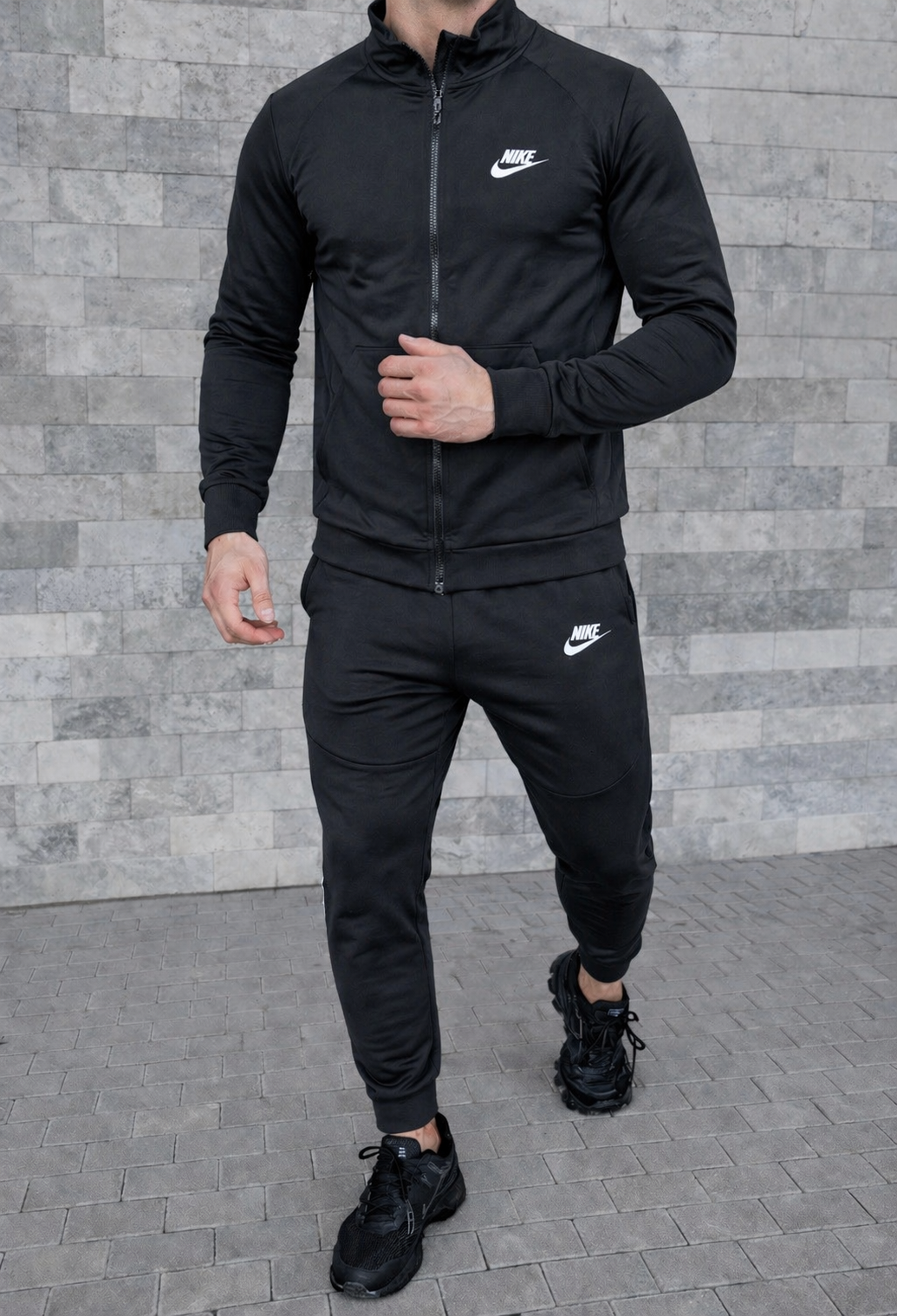 Nike kostiumas