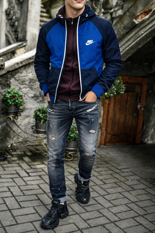 Nike pavasarinė striukė