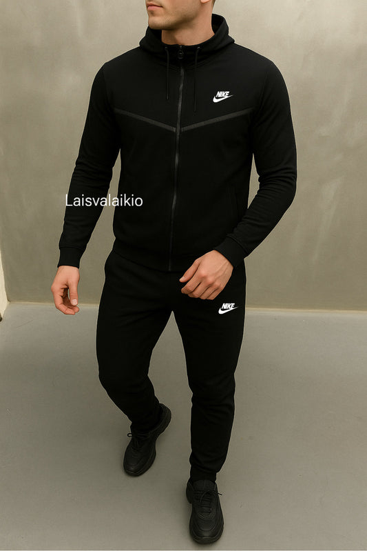 Nike sportinis kostiumas