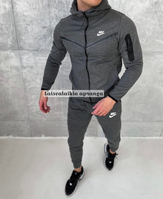 Nike Tech Fleece sportinis kostiumas