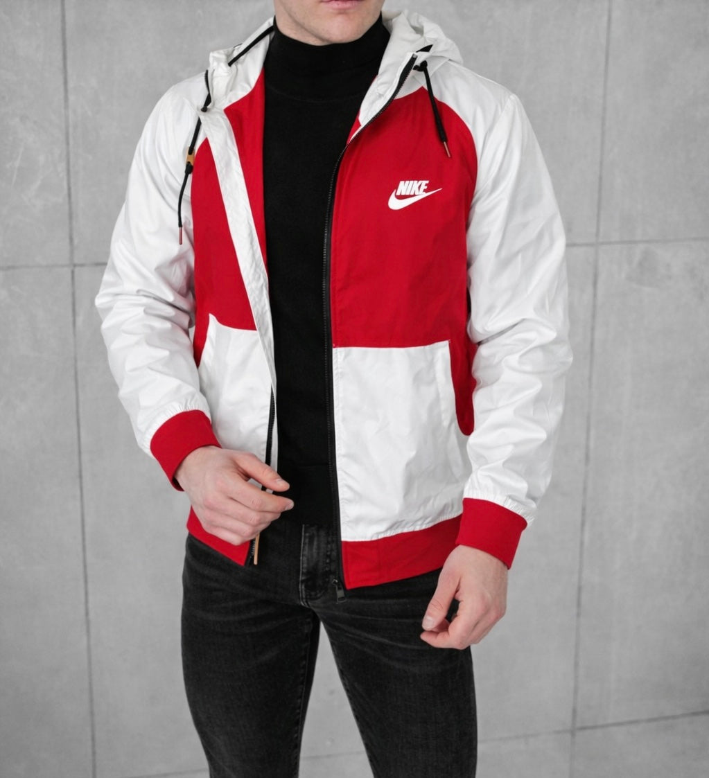 Nike pavasarinė striukė