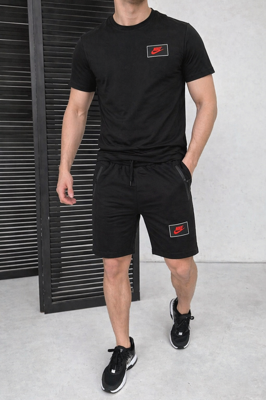 Nike komplektas