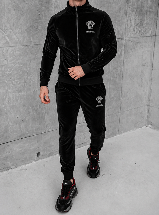 Versace veliūrinis kostiumas