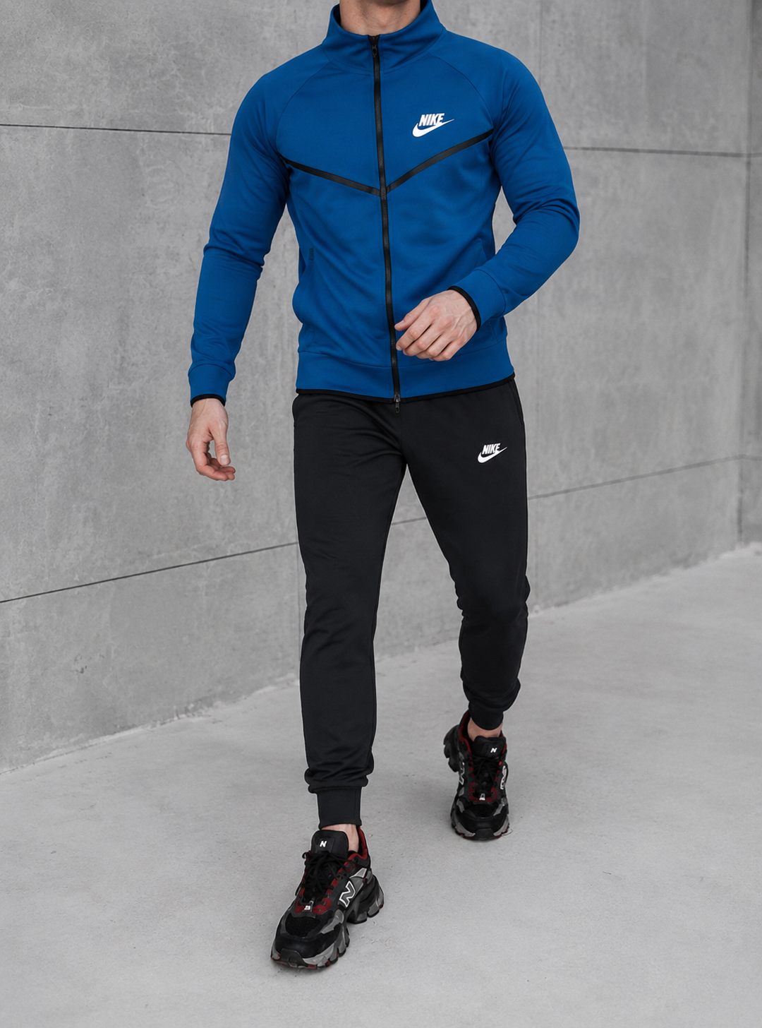 Vyriškas Nike  kostiumas